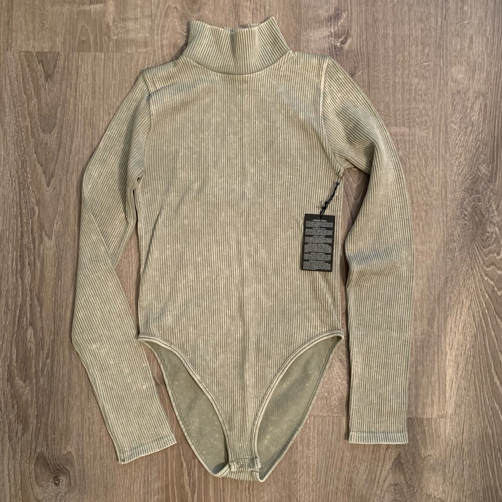 Seamless Cutout Bodysuit